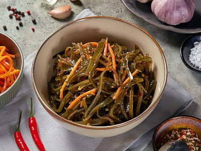 Салат из морской капусты "Острый"